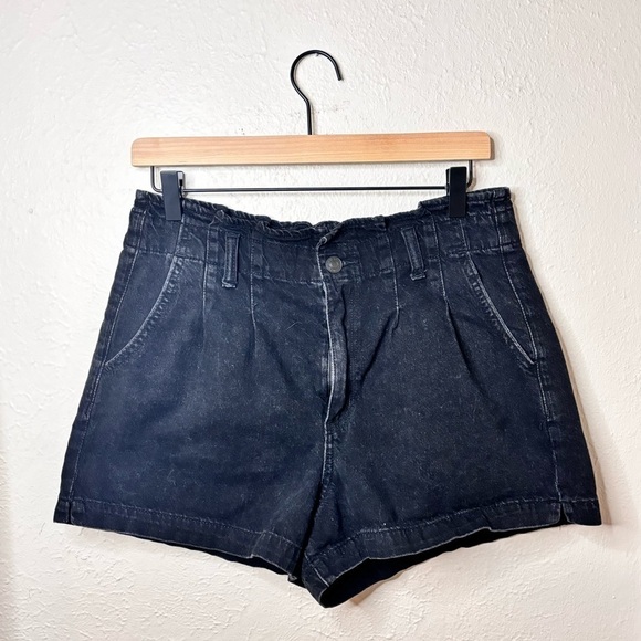 American Eagle Outfitters Pants - American Eagle Black Shorts Size 10